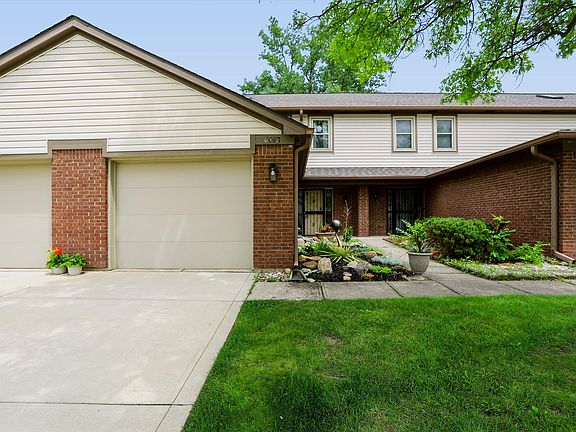 2nd image of 6448 Bay Harbor Ln