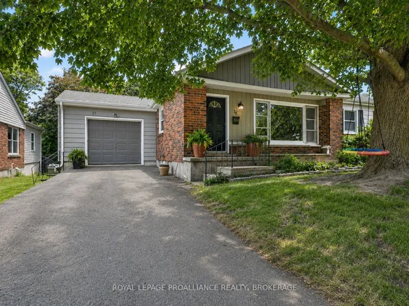 27 Elizabeth Ave, Kingston, ON K7M 3G9