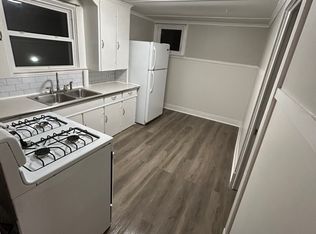 6394 Broadway St, Lancaster, NY 14086