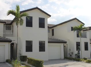 22559 SW 102nd Ave, Miami, FL 33190