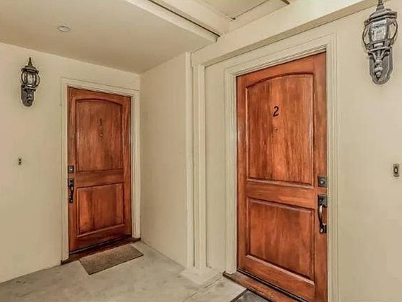 2nd image of 2828 Reservoir St APT 2