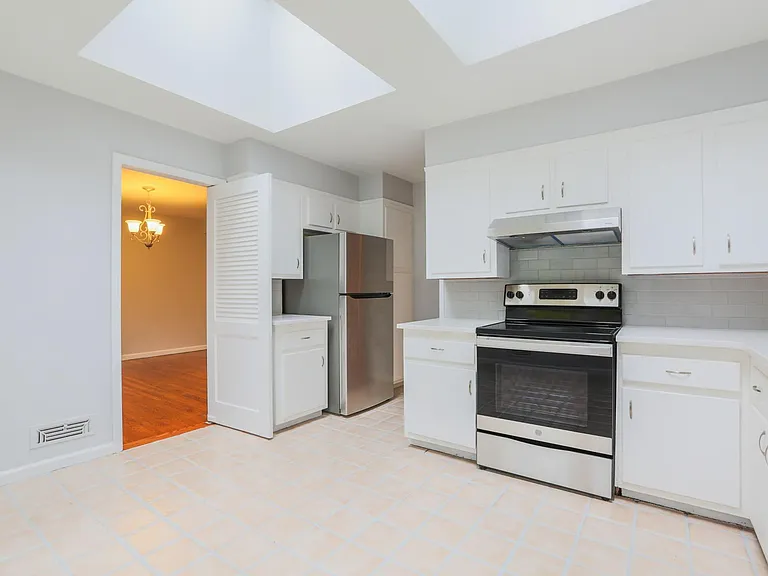 68 Mount Joy Ave — Photo 6