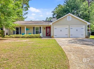 110 Cherryhill Dr, Daphne, AL 36526