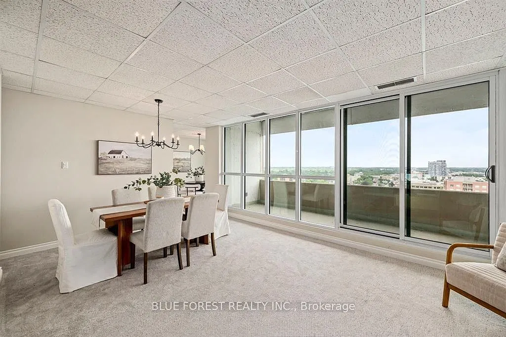 3 bed, $2,300 — Photo 4