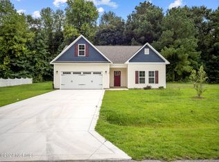 105 Cottle Ct, Richlands, NC 28574