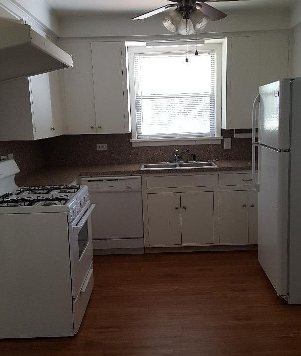 2nd image of 1716 Spencer Ave