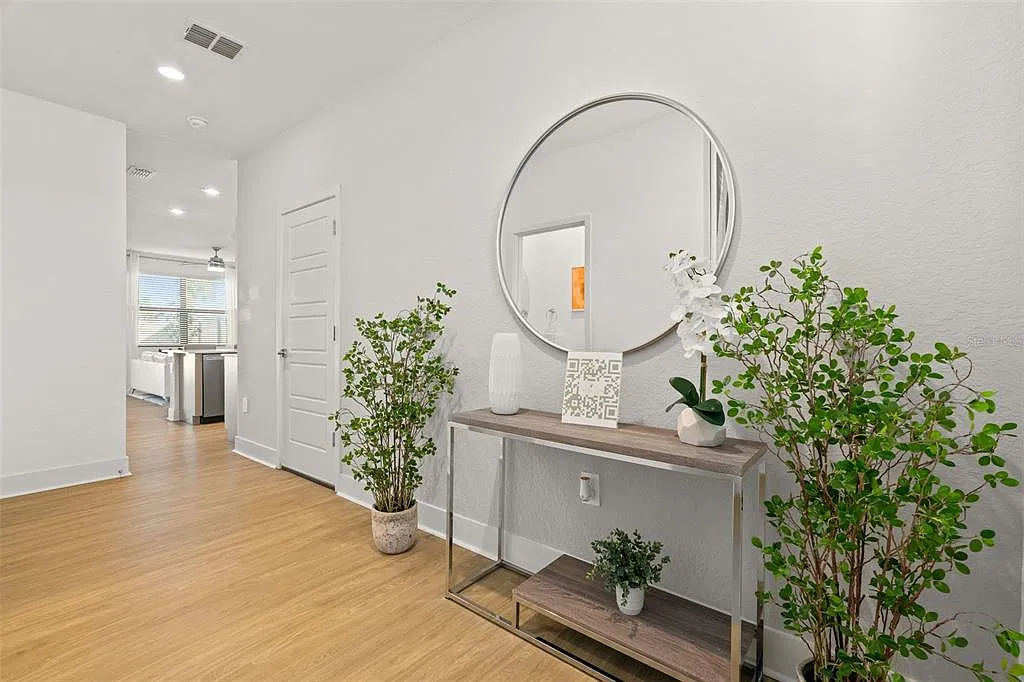 3 bed, 2.5 bath, 1539 sqft, $2,700 — Photo 4