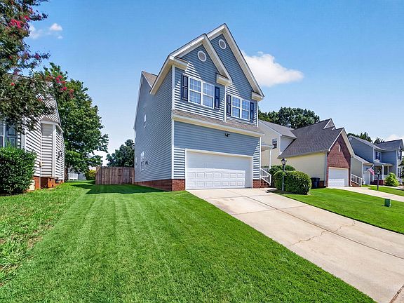 3rd image of 2525 Trailwood Hills Dr