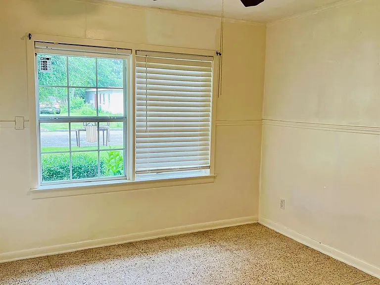 7018 Rook Blvd — Photo 8