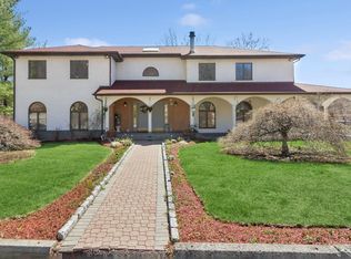 15 Horton Ln, Cortlandt Manor, NY 10567