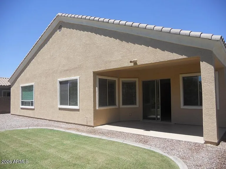 2417 E Iris Dr — Photo 28