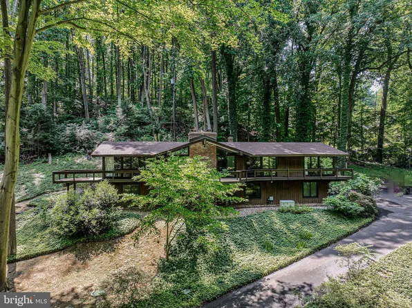 110 Thissell Ln, Wilmington, DE 19807