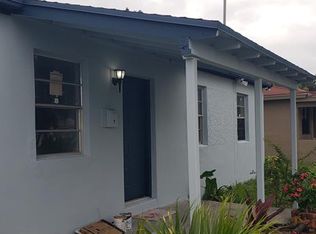 864 W 3rd St, Riviera Beach, FL 33404