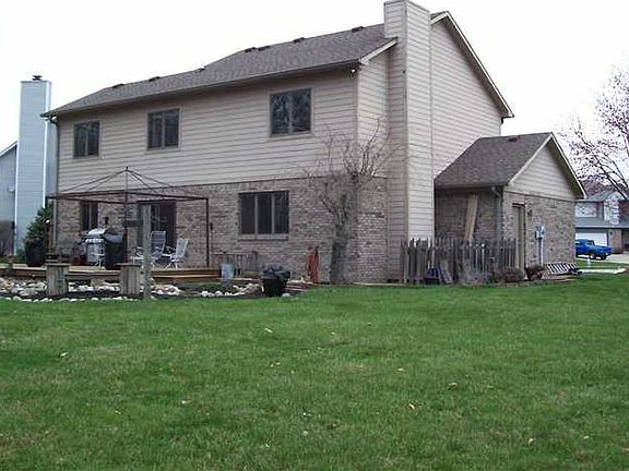 2nd image of 8649 Cressmoor Ct
