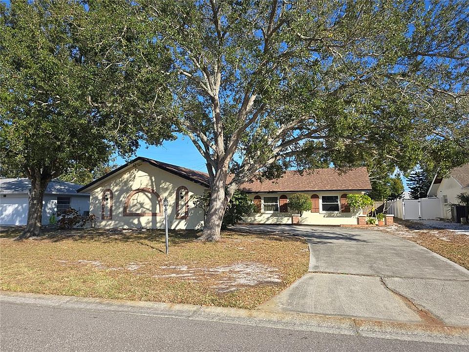 1st image of 915 60th St W