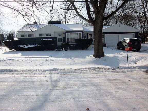 2nd image of 3241 W Parkway Ave