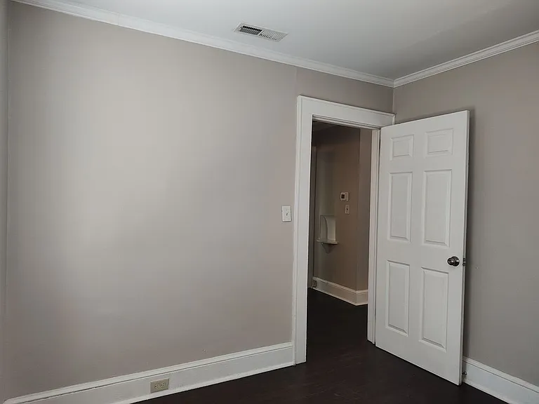 1405 Shamrock Dr — Photo 10