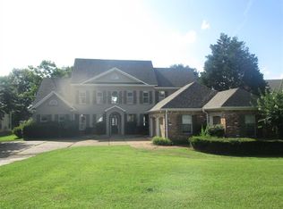 234 Forest Lake Dr, Madison, MS 39110