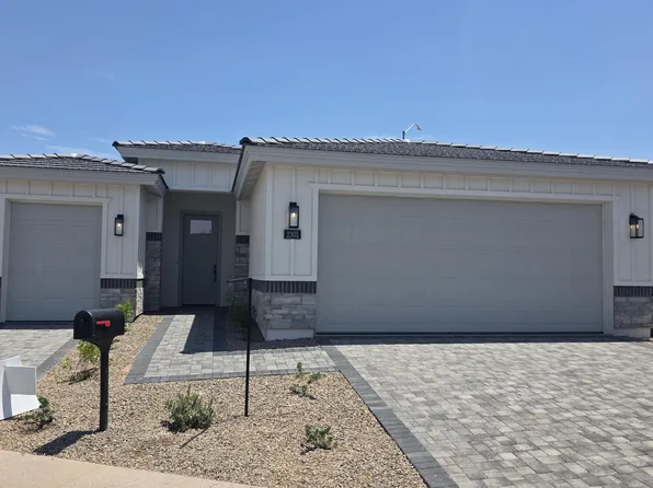 2301 N Shannon Way, Mesa, AZ 85215