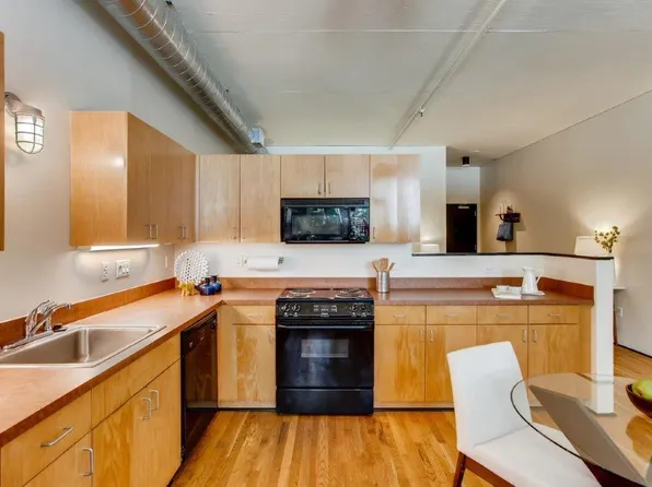 408 NW 12th Ave APT 209, Portland, OR 97209