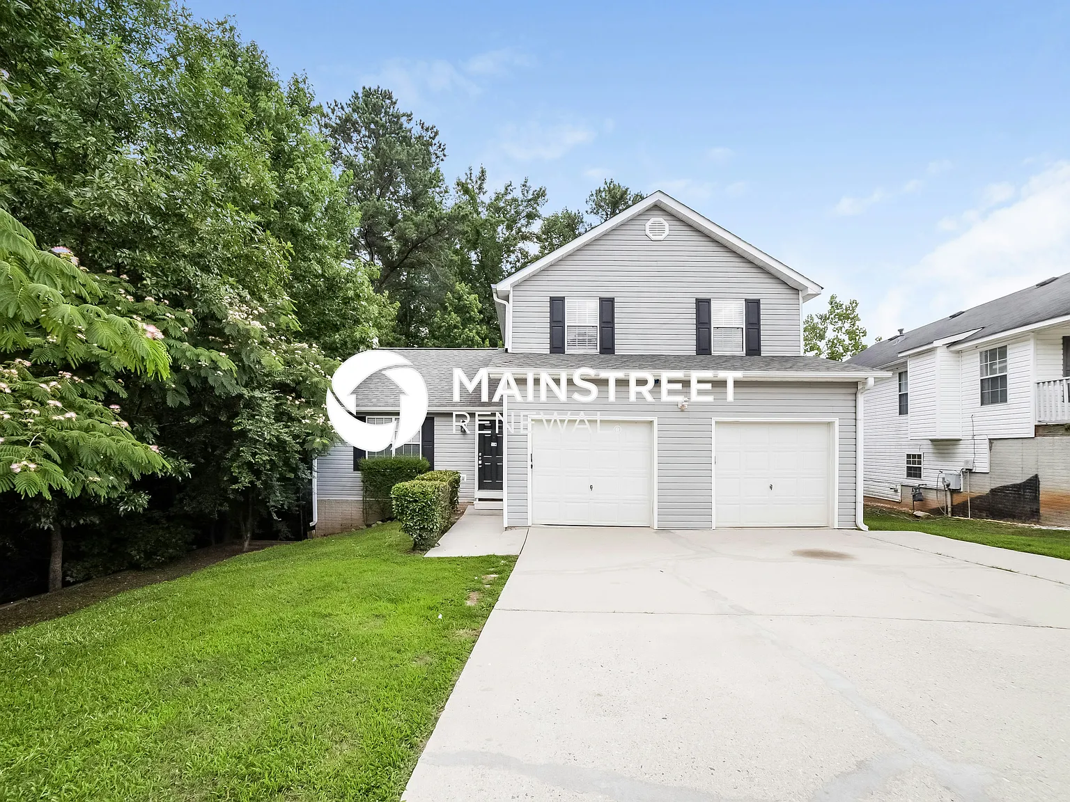 220 Bay Cove Ct — Photo 1