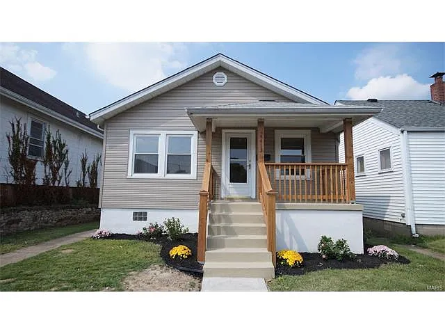 4413 Jamieson Ave photo 1