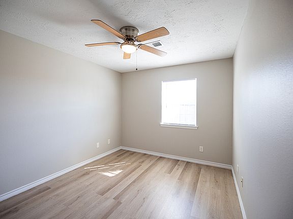 879B-SISTRUNK-bedroom1_06242025