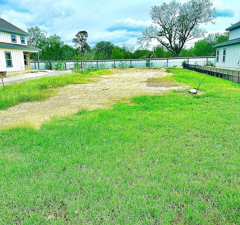 302/304 Riley Way, Kerrville, TX 78028 MLS 113341 Zillow