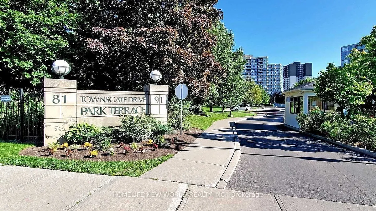 Photo 2 of 38 - 81 Townsgate Dr #205 - Vaughan, ON Building Photo - 81 Townsgate Dr #205