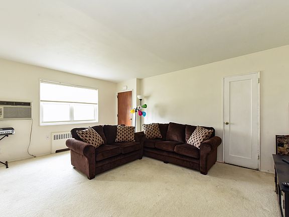 2nd image of 24929 61st Ave