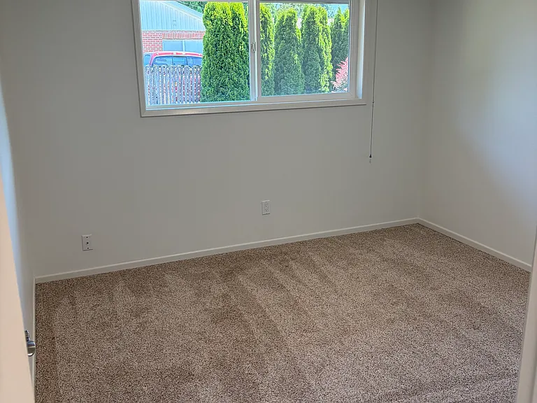 9307 NW 20th Ave — Photo 33