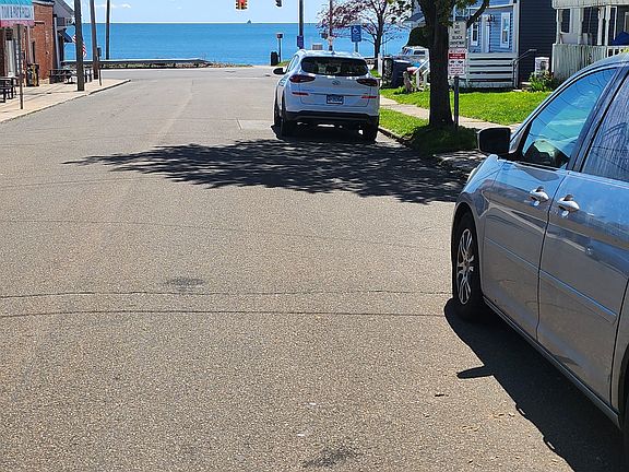 4th image of 22 Prospect Ave