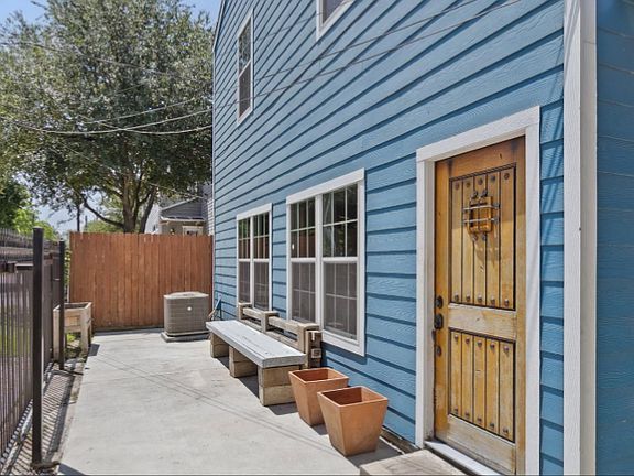 2nd image of 301 Tabor St #A