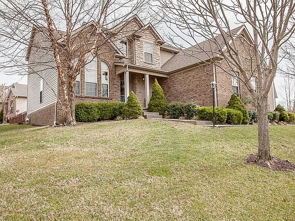 3rd image of 501 Ravenna Ln