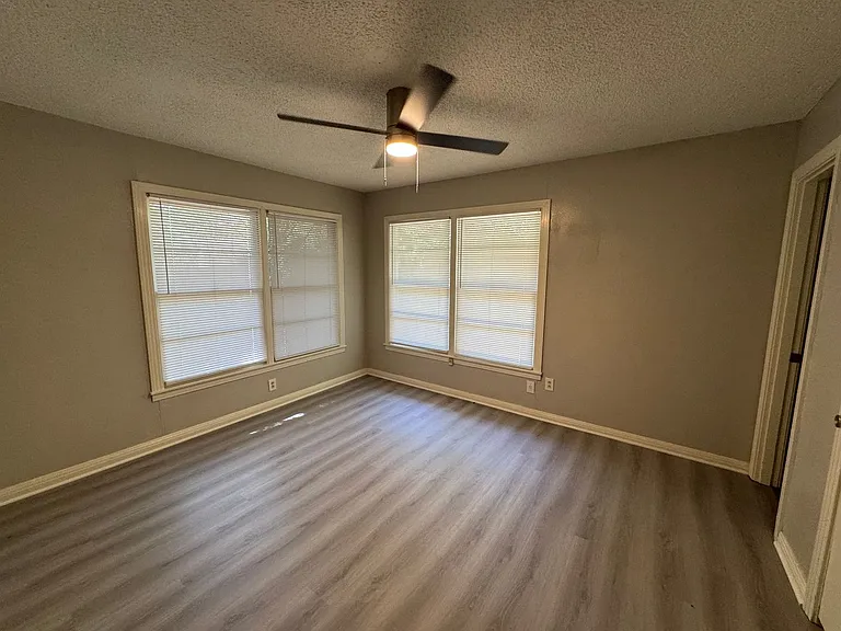 3500 Sturgis Ln — Photo 10