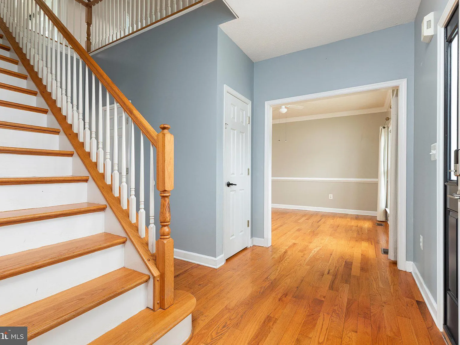 4 bed, 2.5 bath, 2296 sqft, $2,800 — Photo 4