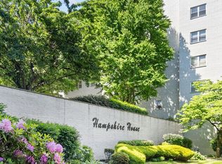 889 Farmington Ave #4I, West Hartford, CT 06119