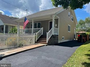 487 Walker Ave, Ewing, NJ 08628