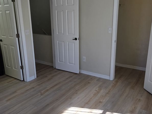 213 NW 8th St APT 2