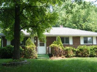 2462 Mann Dr, Beech Grove, IN 46107