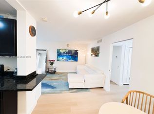 1120 NE 10th St, Hallandale, FL 33009