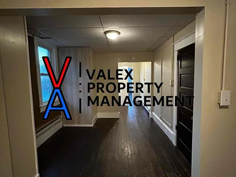 552 Main St — Photo 5