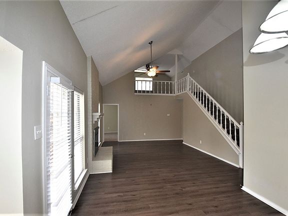 4th image of 3625 San Remo Dr