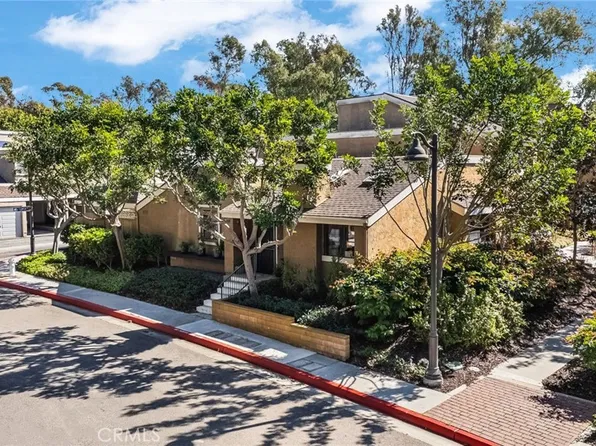 15 Big Dipper Ct #24, Newport Beach, CA 92663