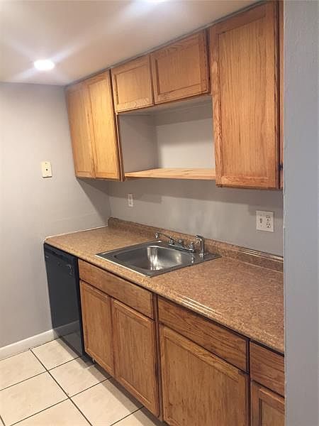 2nd image of 100772 La Placida Dr #7-204