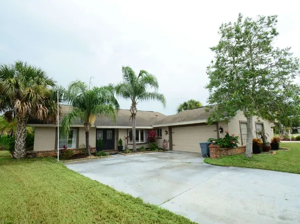 58 Comanche Ct, Palm Coast, FL 32137