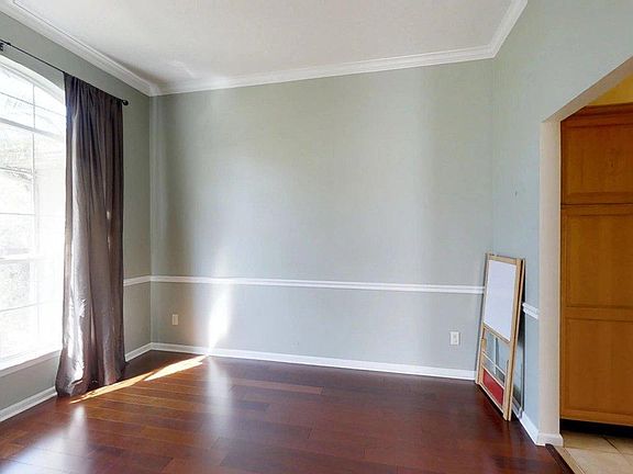 5th image of 11583 Summer Haven Blvd N
