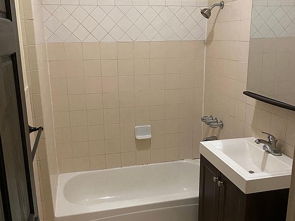 5th image of 2201 Branden St #C
