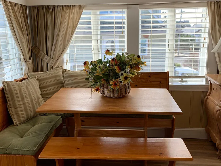 7 Kerr Ave #2 — Photo 16