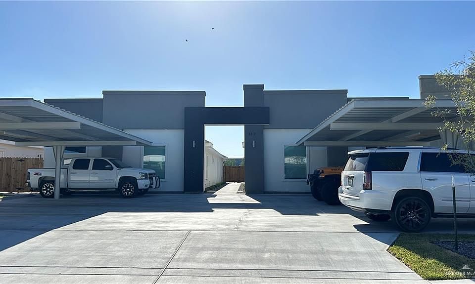 1st image of 3213 Colt Ln #4
